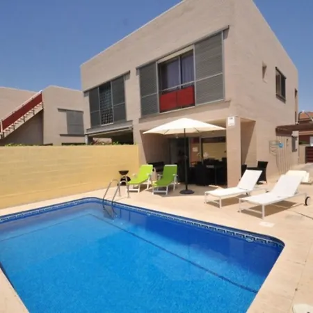 Apartment Moderna 8 Personas En Cambrils